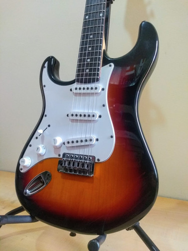 Guitarra Memphis By Tagima Mg22 Stratocaster Canhota