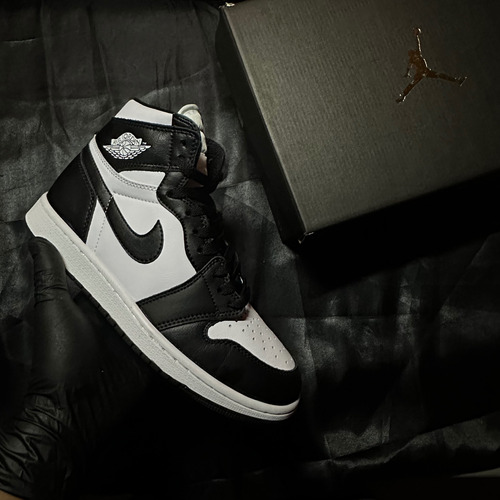 Nike Air Jordan 1 Panda 26.5