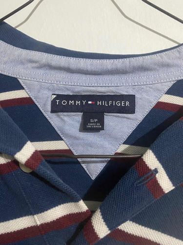 Camiseta Tommy Hilfiger Manga Larga Tipo Polo