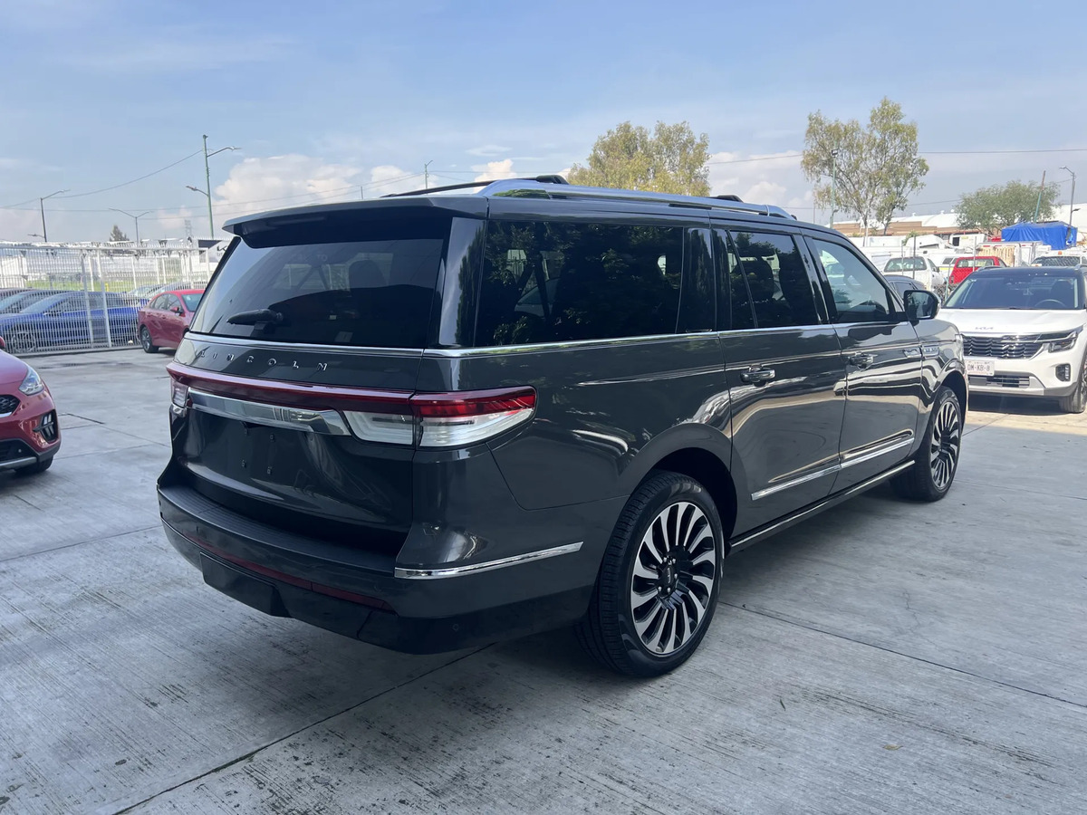 Lincoln Navigator 2024 - Imagen 5