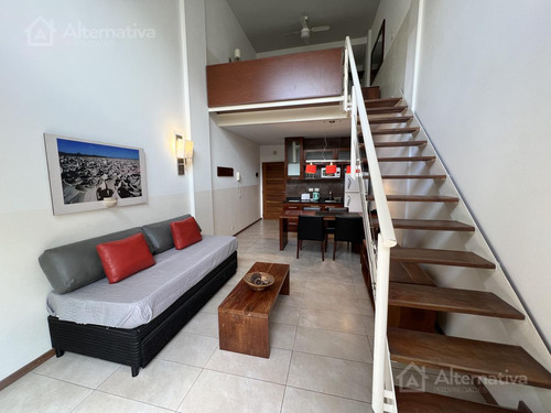Venta De 2 Ambientes Tipo Duplex En San Telmo