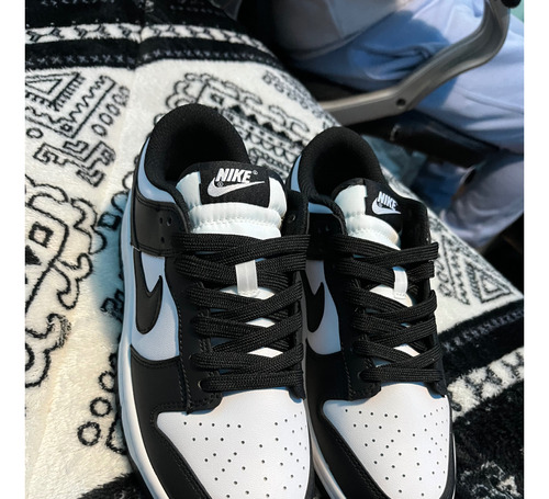 Nike Sb Dunk Low Panda 8 Us