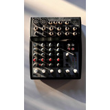 Mixer Behringer Xenyx 802 - 220v