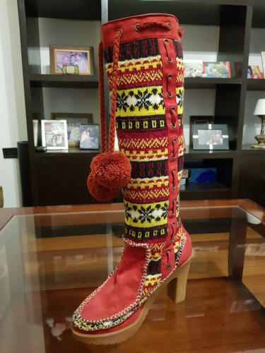 Botas De Mujer Altas Tejidas Con Pompones