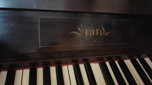 Piano Vertical Erard  Mueble Antiguo Decoracion