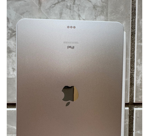 Apple iPad Air 4th De 10.9  Wi-fi  64gb Plata + Teclado