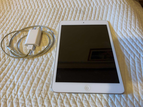 Apple iPad Mini 2012 A1432 7.9  16gb Blanco 512mb Ram