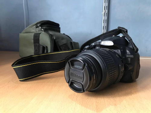 Camara Nikon D3100 + Lente 18-55mm