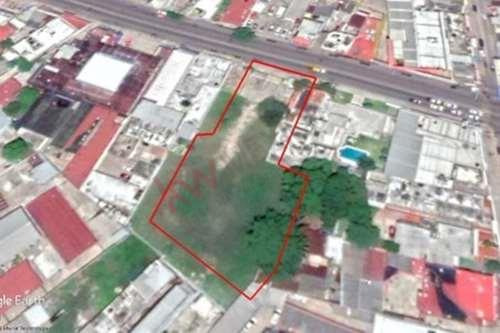 Versatilidad Comercial: Terreno De Uso Mixto En Venta En Villahermosa, Tabasco - Oportunidad Para...