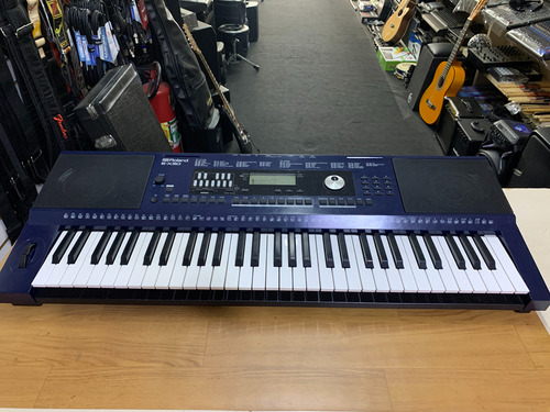 Teclado Roland Arranjador E-x30 - Loja Jarbas Instru