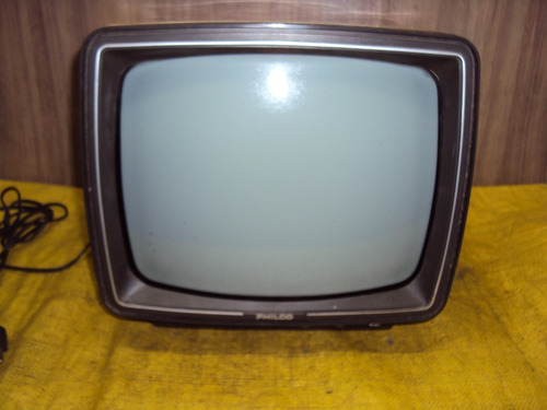 Tv Antiga Preto Branco /uso/decoraçao /funcionando,analogica