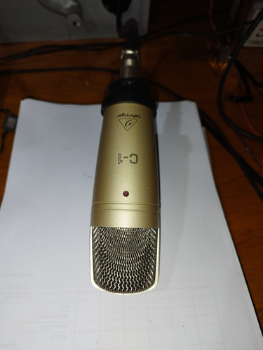 Microfone Behringer C1
