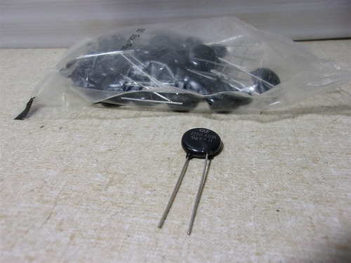 New Mov Varistor Z250la20a, Lot Of 50 *free Shipping* Mww