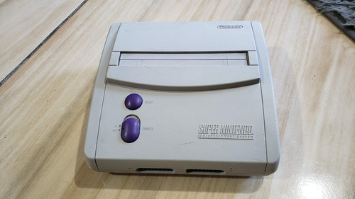 Super Nintendo Baby Nacional Só O Aparelho Sem Nada. Tudo 100%. M2