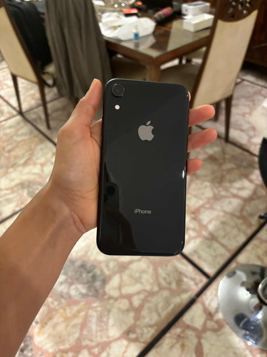 iPhone XR