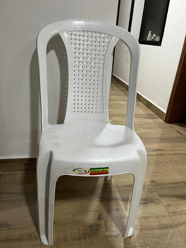 Silla Vanyplas Blanca Sin Brazos Estado 10/10