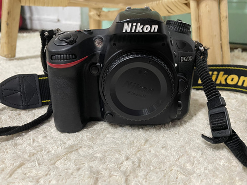 Nikon  D7200 Dx - Solo El Body