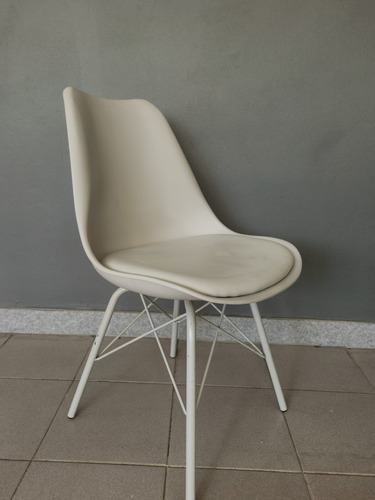 Silla Eames Tulip Gris Con Base Metálica