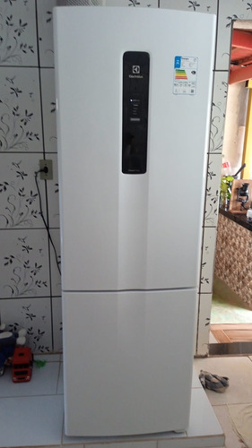 Geladeira Eletrolux Inverse 400l