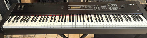 Yamaha S08 Piano / Teclado 88 Teclas