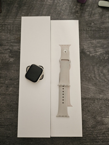 Apple Watch Series 8