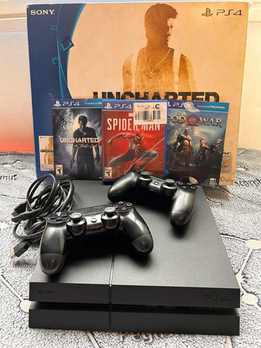 Playstation Ps4 Slim 500gb + 2 Joysticks + 3 Juegos Y Cables