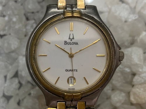 Bulova Quartz Antigo Sucata Para Peças 0934