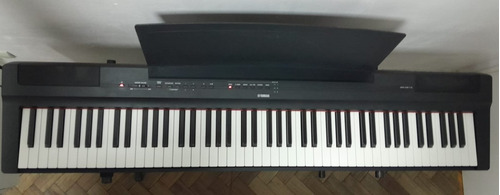 Piano Electrico Yamaha P125 Fuente Pedal 88 Teclas Color Neg