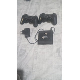 Vendo Consola De Video Juego Negra Con Mandos Inalambricos 