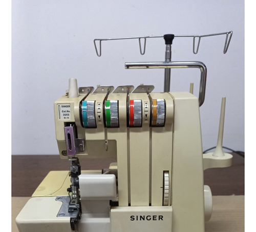 Maquina Overlock Singer Usada Ultralock 14 U73a  4 Rodillos