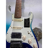 Guitarra Eléctrica Fender Stratocaster Player Plus Hss