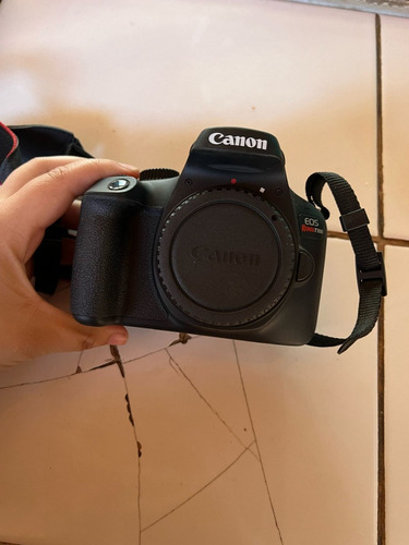 Canon Rebel T100