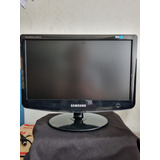 Monitor 15.6 Pulgadas Lcd Hd Samsung 632nw Vga Outlet