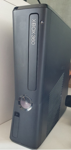 Microsoft Xbox 360 + Kinect Slim 4gb Standard Matte Black