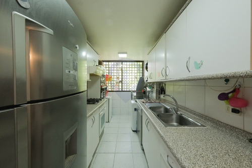 Vende Depto 3 Dormitorios, A Pasos Mall Los Domínicos - Imagen 3
