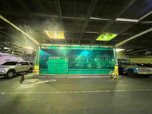 Alquiler Local Comercial, Chuao Centro Comercial Ccct, Caracas Mls 22-24749