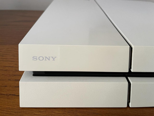 Sony Playstation 4 500gb - Hdmi - 3d - Bluray (fat - Branco)