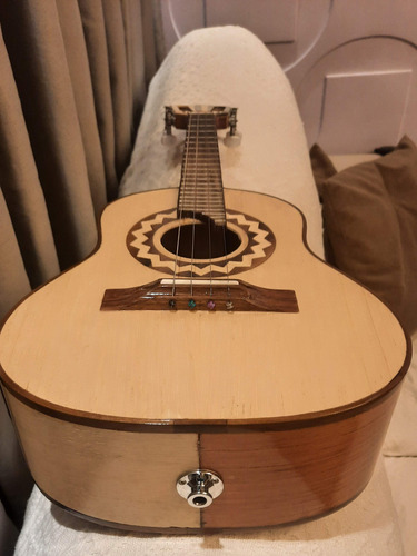 Cavaco Luthier Ousadia Maior