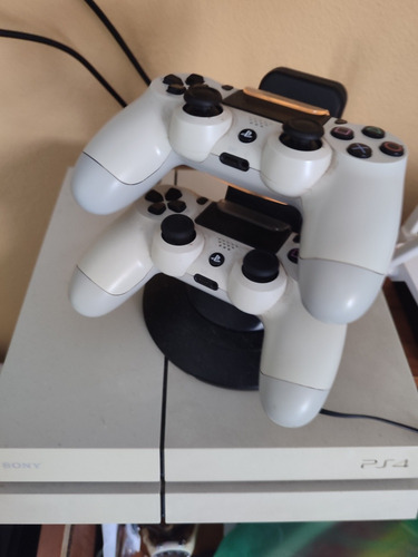 Playstation 4 Fat Branco 500gb, Com 2 Controles Recarregáveis 
