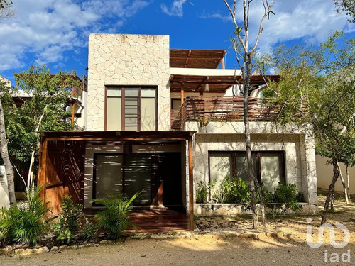 Venta Casa 3 Ambientes Xul Kaa
