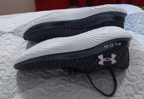 Zapatillas Running Under Armour Flow Velociti Wind 38.5