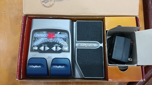 Pedaleira Digitech Rp-80