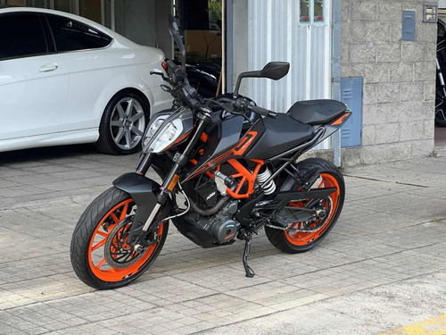 Ktm Duke 250 /// 2022 - 6.000km