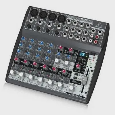 Mesa Behringer Xenyx 1202 Fx Estado De Novo.