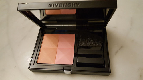 Givenchy Prisme Blush Highlight & Structure Blush  Tono: 04