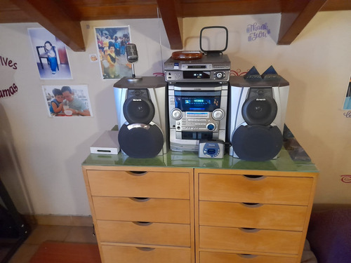 Equipo De Musica Aiwa, Con Reproductor Mini Discs Sony!!!!!!