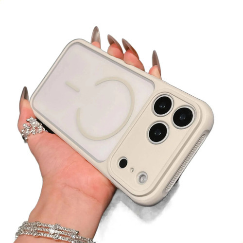 . La Carcasa Del Teléfono Móvil Ip17 Pro Max Disipa El /