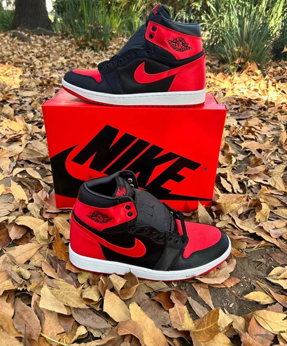 Jordan 1 High Satin Bred - Talla: 23.5 A 24.5mx - Original