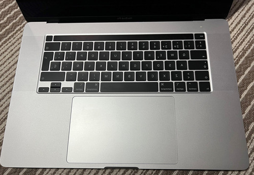 Apple Macbook Pro (16 Pulgadas, Intel Core I9) Plata