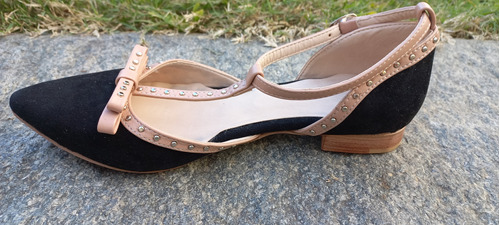 Zapatos Chatitas T.39 Negros Con Detalle Nude